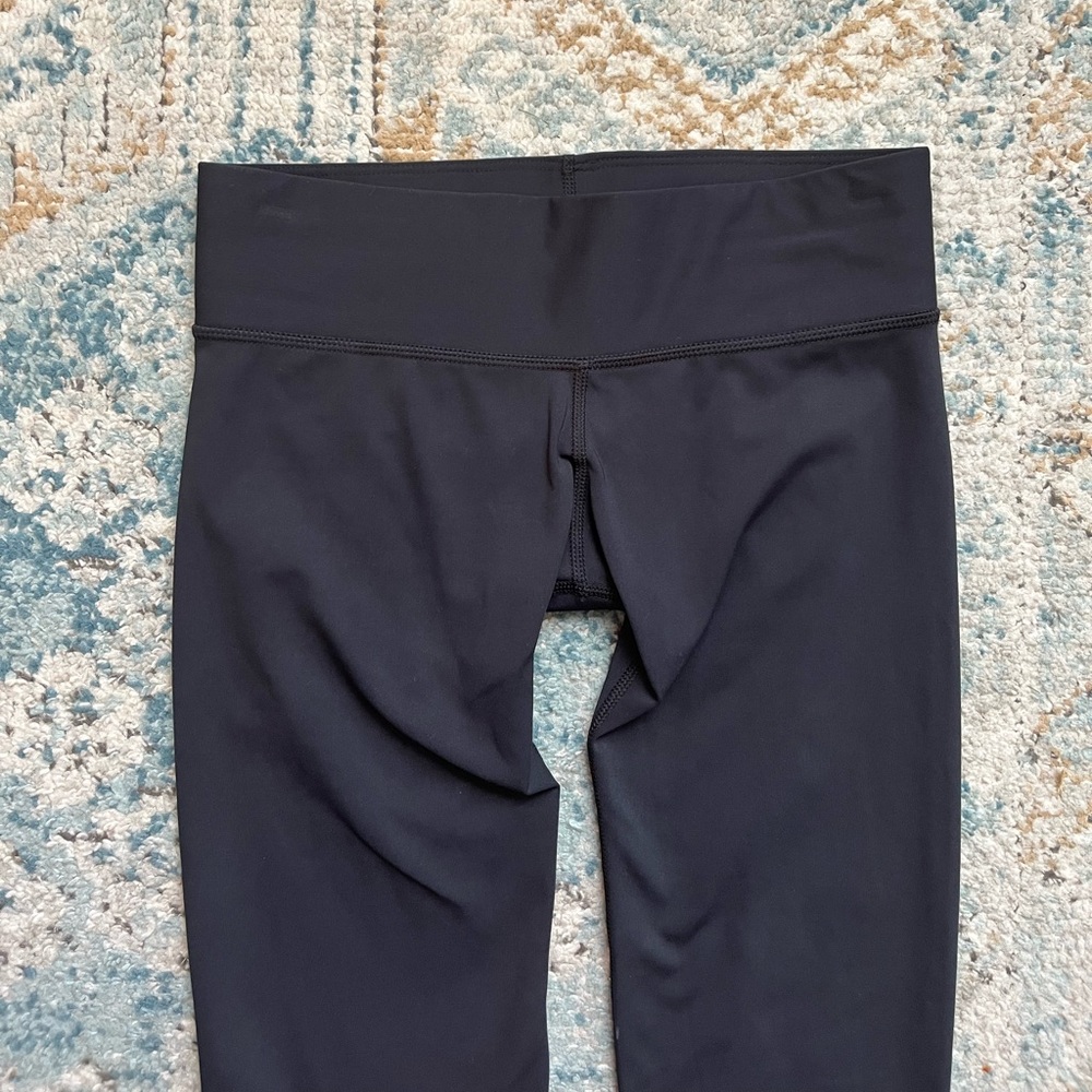 [Noli Yoga] Black Low Rise 7/8 Leggings- M - Picture 3 of 6
